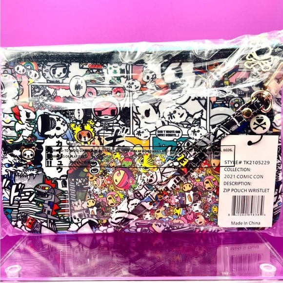 Tokidoki Comi Con 2021 Wristlet - Picture 4 of 5